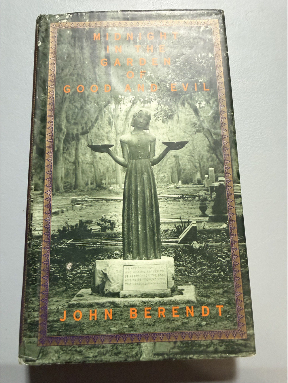 Midnight in the Garden of Good and Evil John Berendt Savannah True Crime HC DJ
